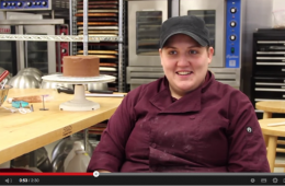 Too Neat to Eat – Interview with Cake Decorator Mandy Roberts